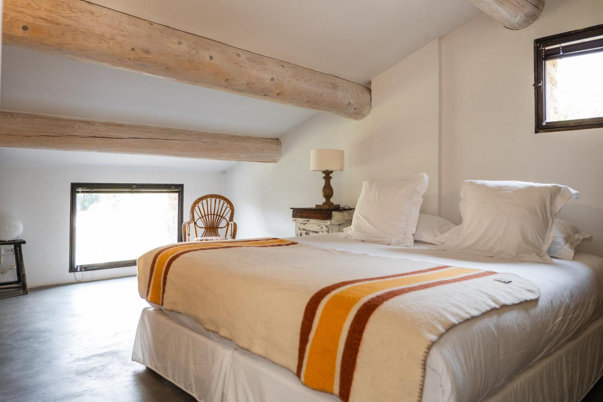 Le Galinier Lourmarin, A Beaumier Guesthouse Номер фото