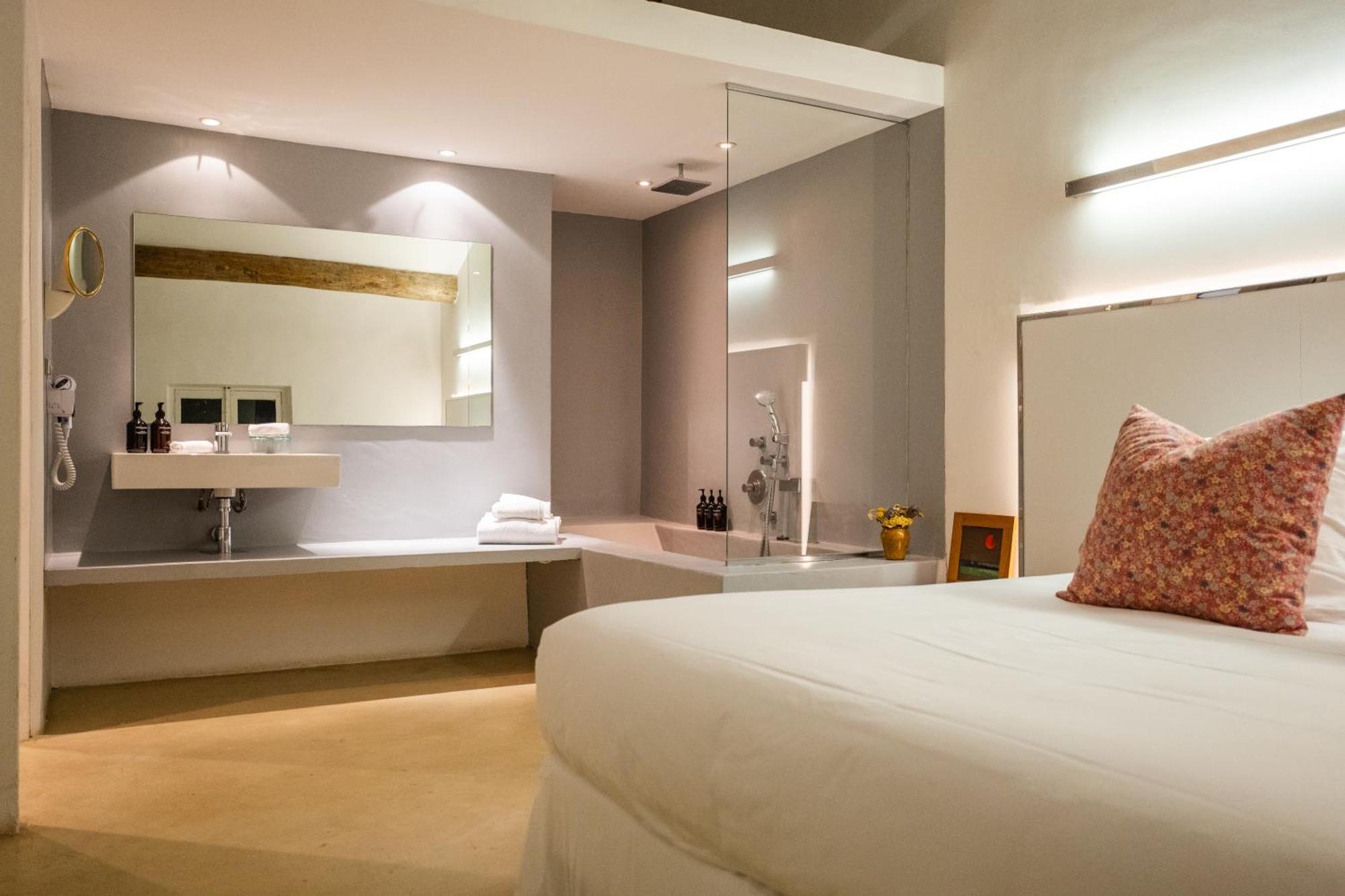 Le Galinier Lourmarin, A Beaumier Guesthouse Екстер'єр фото